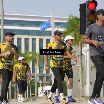 Runner Photo 6510295
