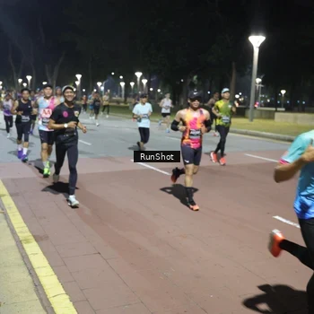 Runner Photo 6510342