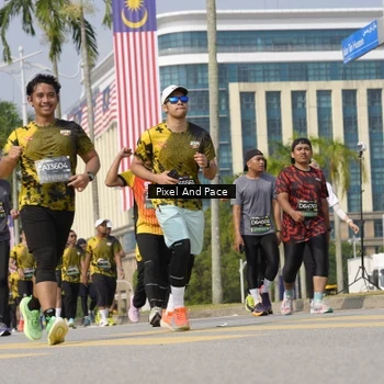 Runner Photo 6510374