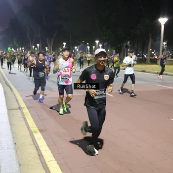 Runner Photo 6510385