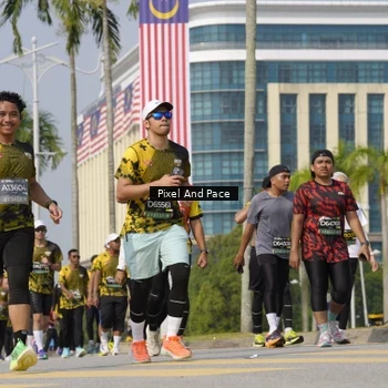 Runner Photo 6510395