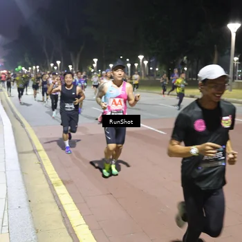 Runner Photo 6510400