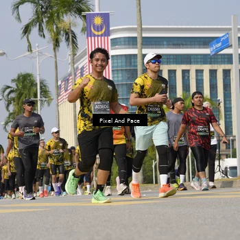 Runner Photo 6510403