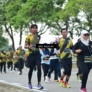Runner Photo 6510406