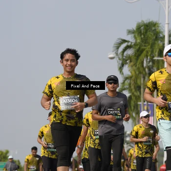 Runner Photo 6510411