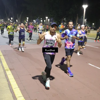 Runner Photo 6510579