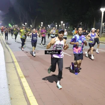 Runner Photo 6510589