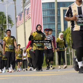 Runner Photo 6510608