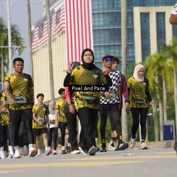 Runner Photo 6510616