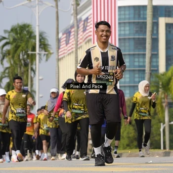 Runner Photo 6510624