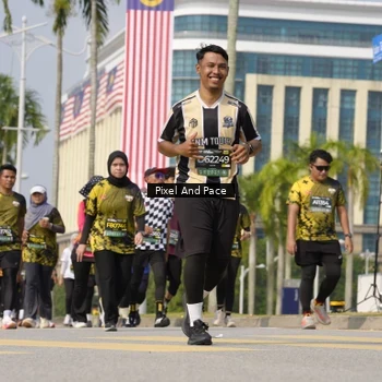 Runner Photo 6510626