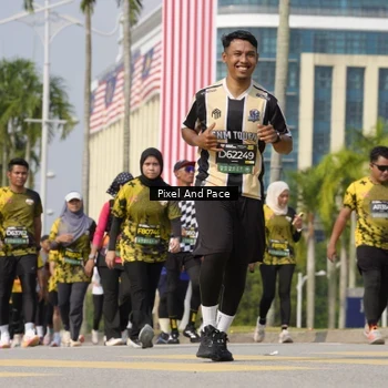 Runner Photo 6510645