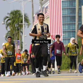 Runner Photo 6510648