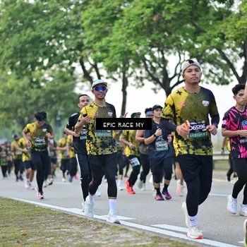 Runner Photo 6510652