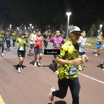 Runner Photo 6510693
