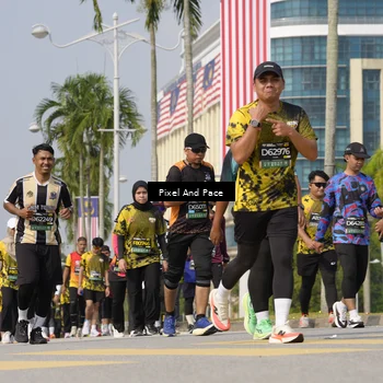 Runner Photo 6510699