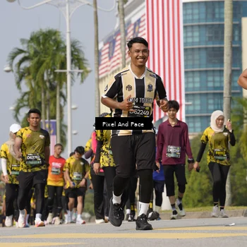 Runner Photo 6510703