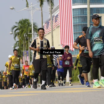 Runner Photo 6510714