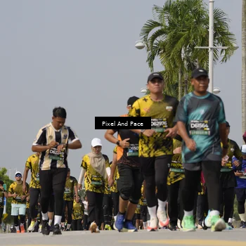 Runner Photo 6510754