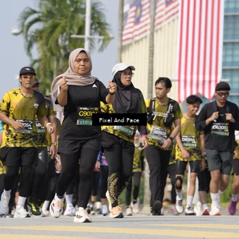 Runner Photo 6510856