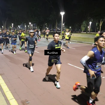 Runner Photo 6510898