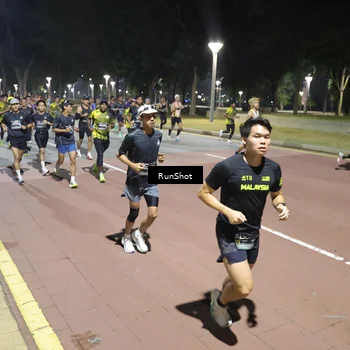 Runner Photo 6510910