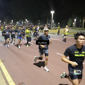 Runner Photo 6510923