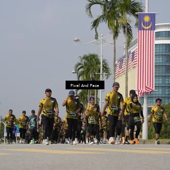 Runner Photo 6510945
