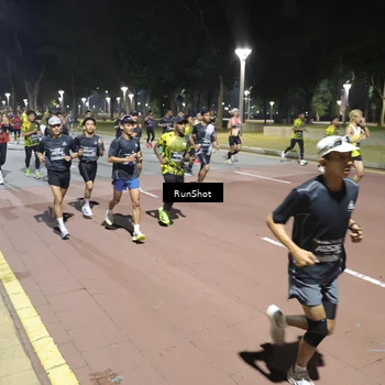 Runner Photo 6510998