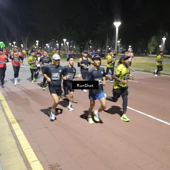 Runner Photo 6511003