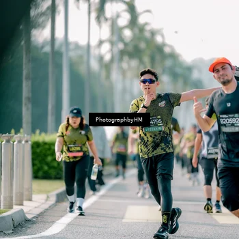 Runner Photo 6511005