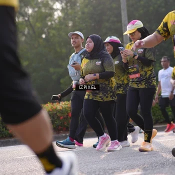 Runner Photo 6511024