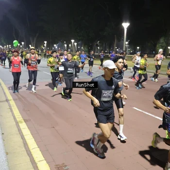 Runner Photo 6511046