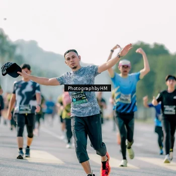Runner Photo 6511057