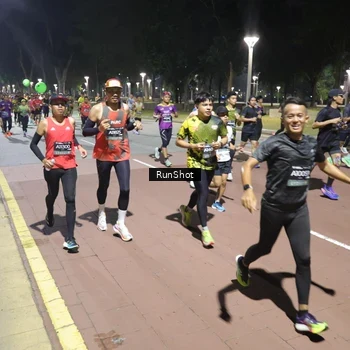 Runner Photo 6511121