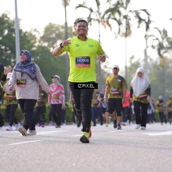 Runner Photo 6511122