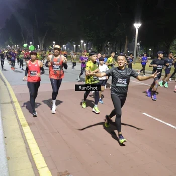 Runner Photo 6511124