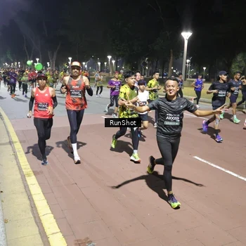 Runner Photo 6511129