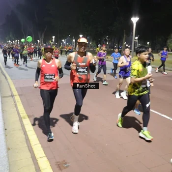 Runner Photo 6511148