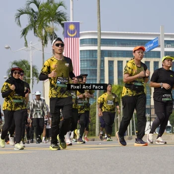 Runner Photo 6511195