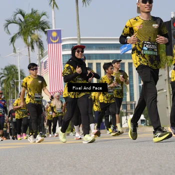 Runner Photo 6511204