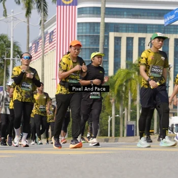 Runner Photo 6511242