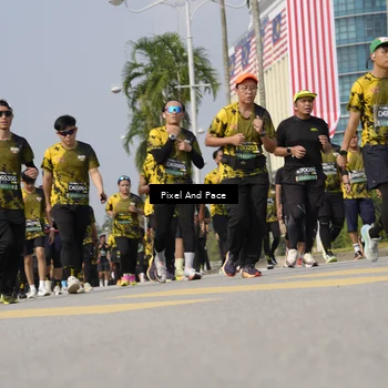 Runner Photo 6511263
