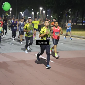 Runner Photo 6511297