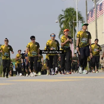 Runner Photo 6511375