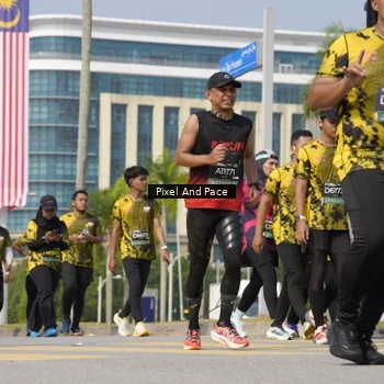 Runner Photo 6511385