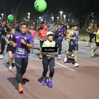 Runner Photo 6511396