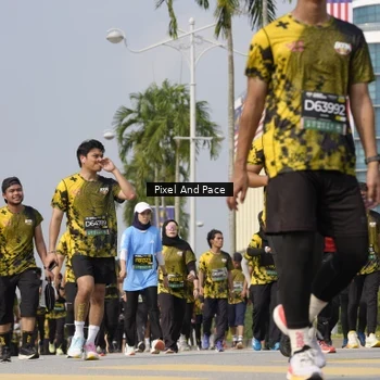 Runner Photo 6511422