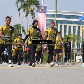 Runner Photo 6511443