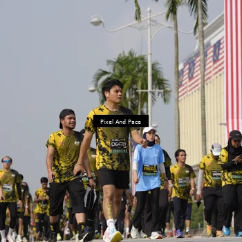 Runner Photo 6511455